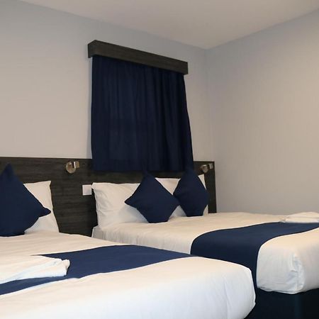 Blue Sapphire Hotel Ilford Dış mekan fotoğraf