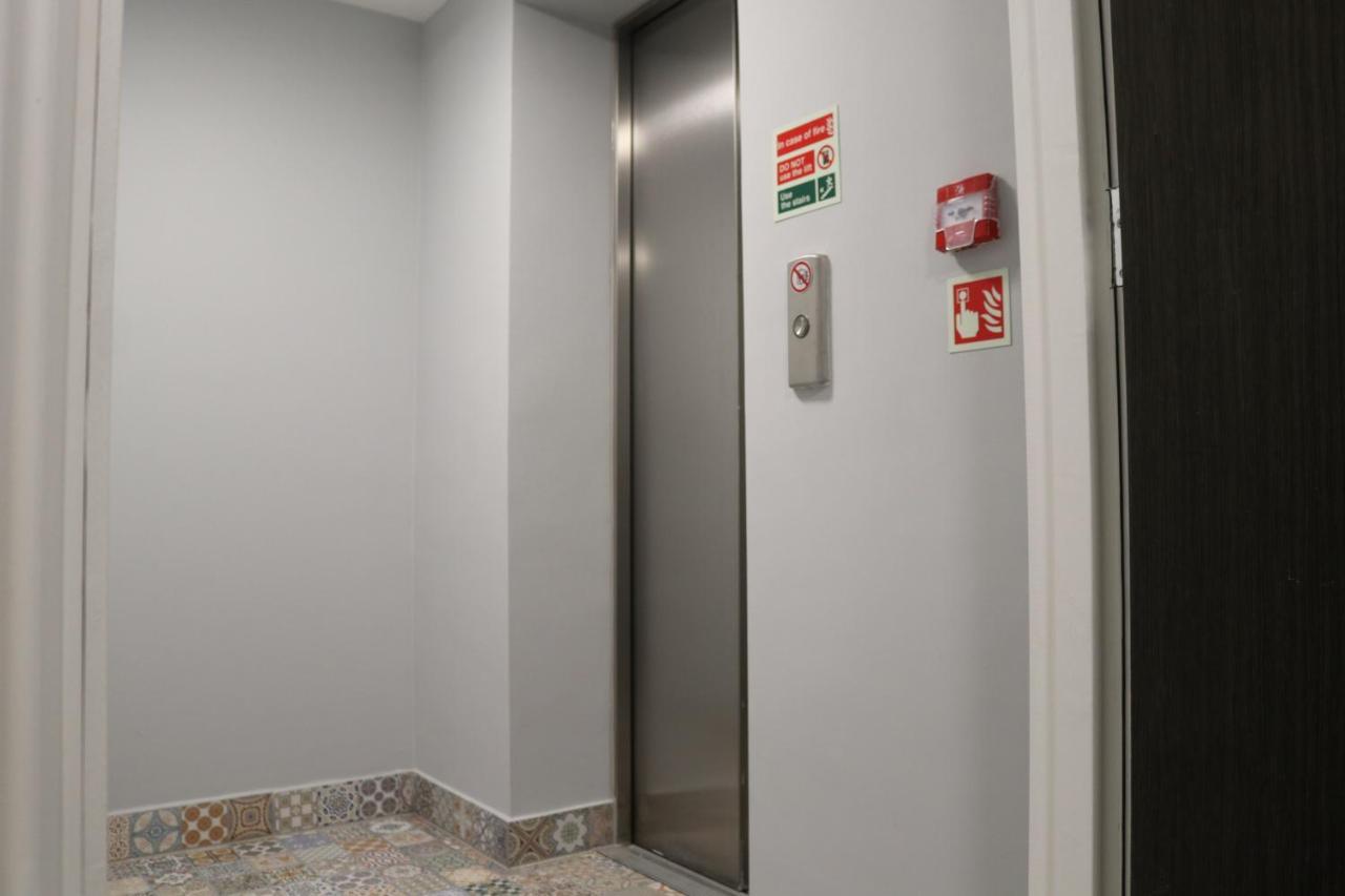 Blue Sapphire Hotel Ilford Dış mekan fotoğraf